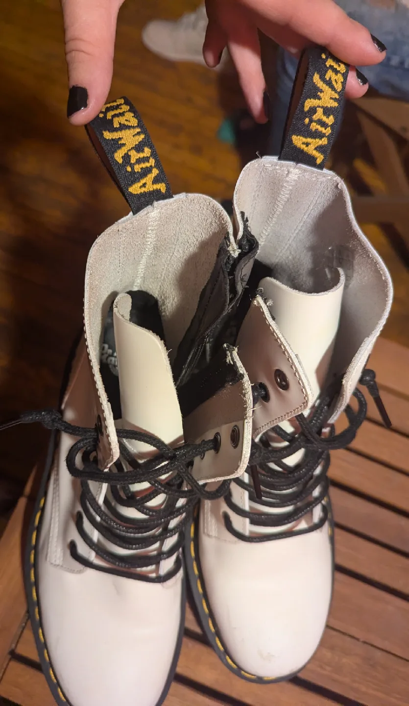 Dr. Martens Platform Boots, White, US Size 10 image indicator(2)