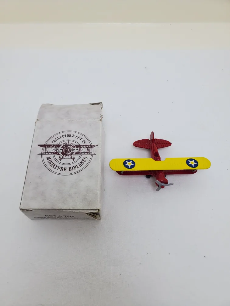 Free Miniature collectors plane