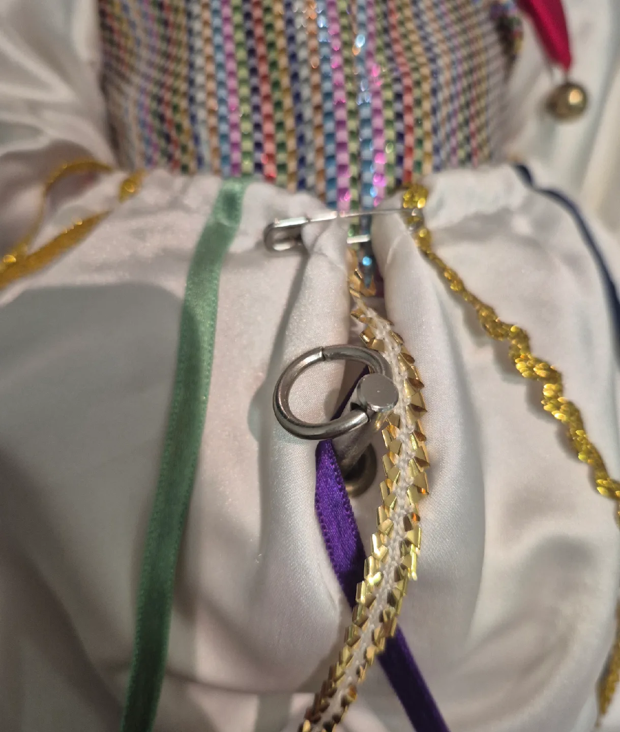 Korea Brinn's 1986 Musical Windup Porcelain Clown Jester Doll image indicator(5)