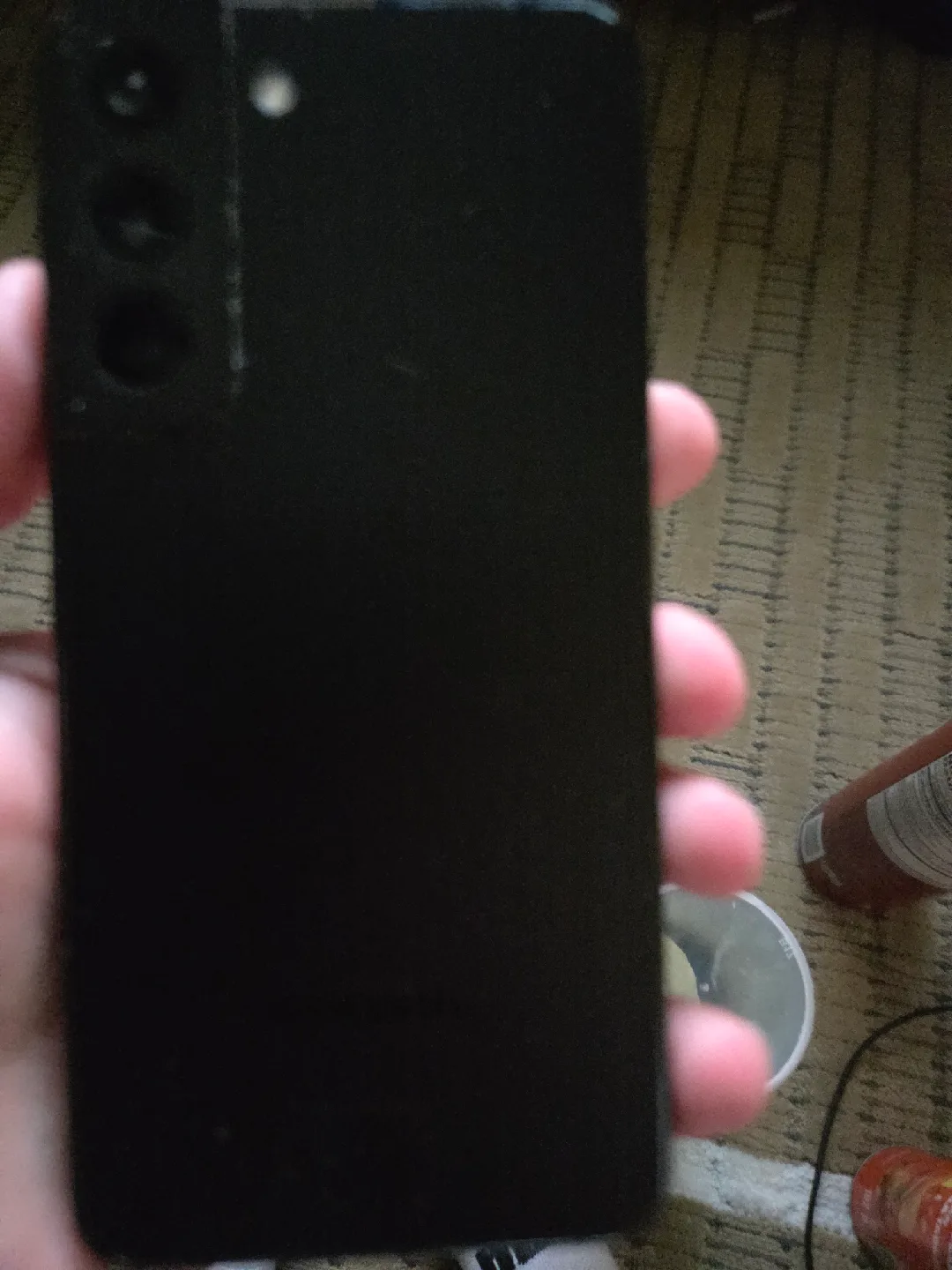 Samsung Galaxy S22 phone and case image indicator(3)