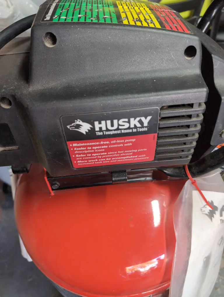 Husky 6.2 HP 25 Gallon Air Compressor image indicator(4)
