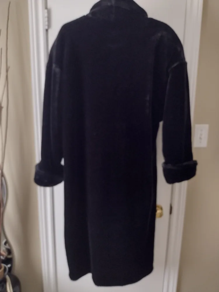 Beechers Brook Black Faux Fur Coat image indicator(4)