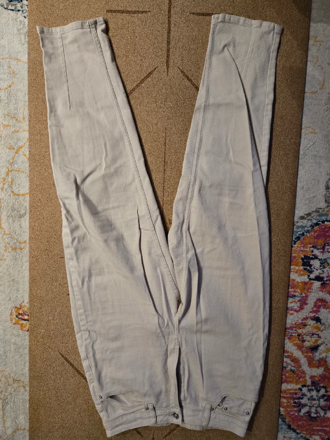 cream/off white stretchy jeans