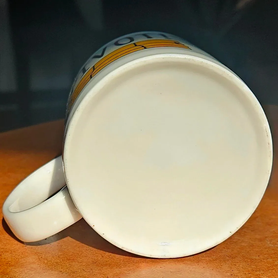 "Pivot!" Friends TV Show Mug ☕️🥕 #freecycle image indicator(3)