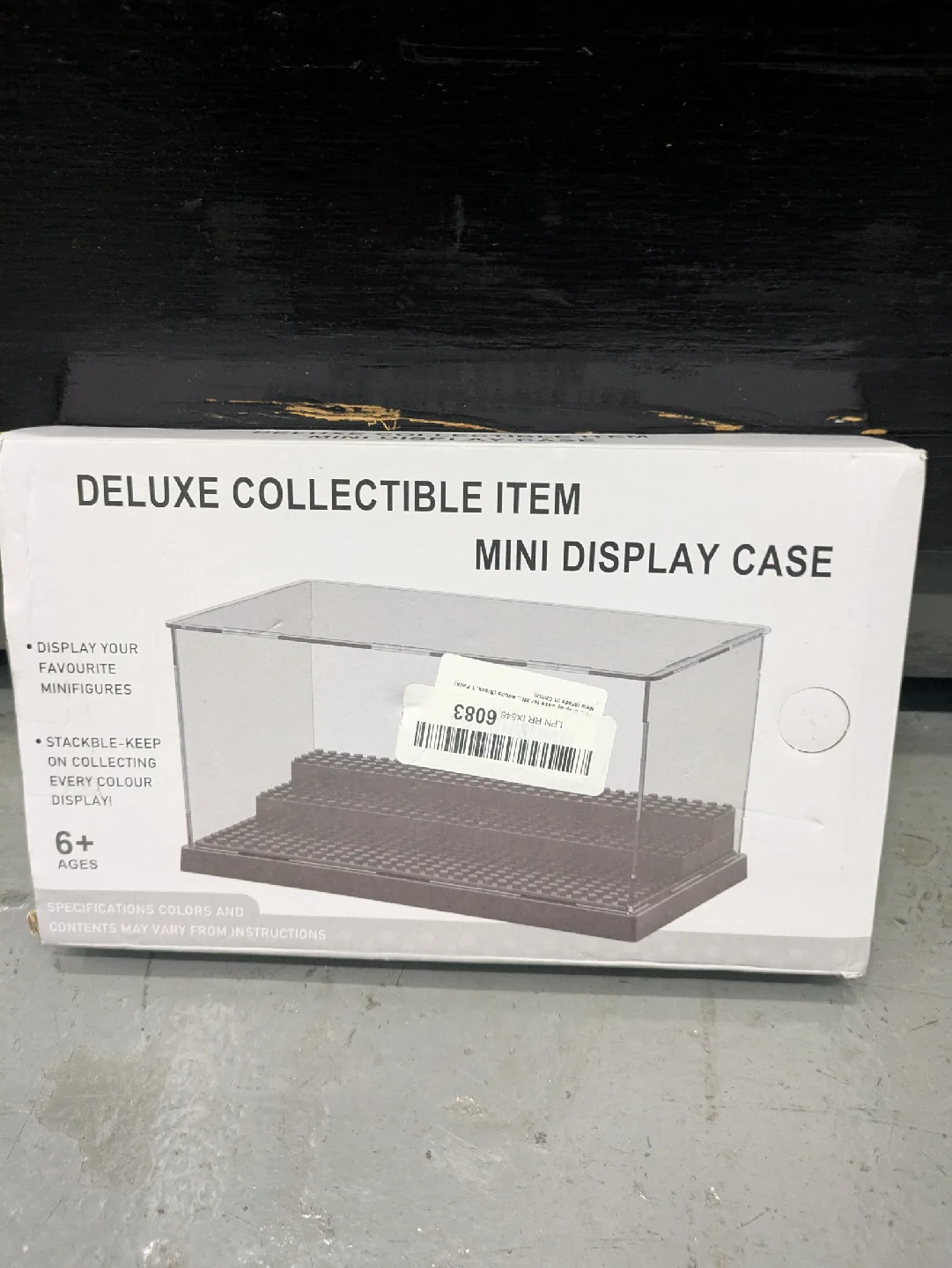 Deluxe Collectible Mini Display Case thumbnail