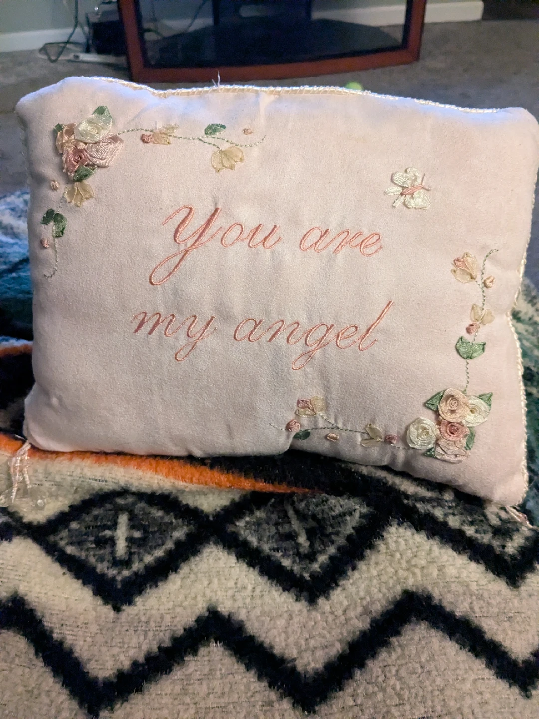 Small decorative pillows - photo 3