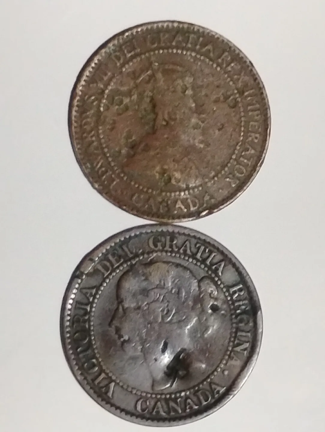 Vintage Canadian One Cent Coins thumbnail