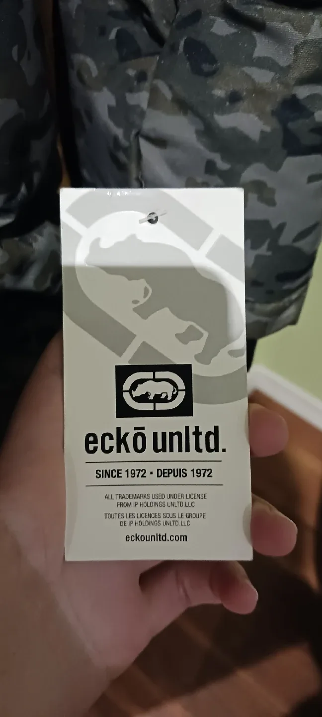 Ecko Unltd. Camo Puffer Jacket - Size M image indicator(7)