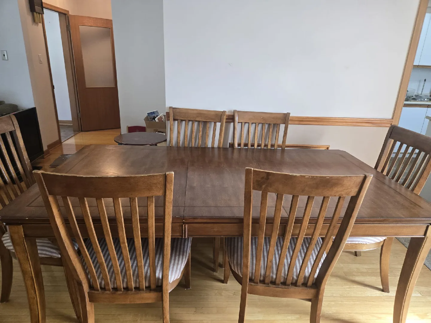 Dining Table with 6 Chairs - Wood image indicator(3)