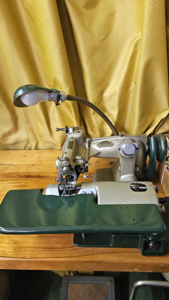 Industrial Hemmer
