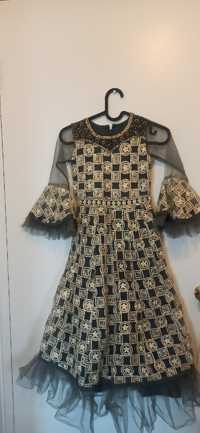 Girl's grey colour dress with stone and embroidery . 6-8yrs - photo 5