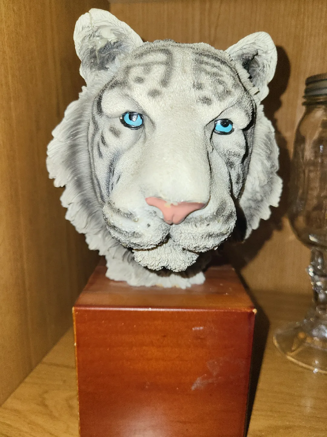 White Tiger Head Statue image indicator(4)