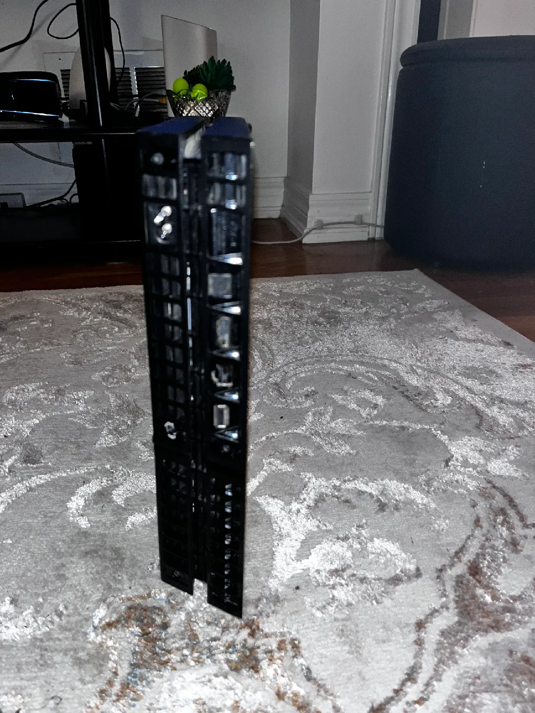 PlayStation 4 Console with 3 Controllers image indicator(3)