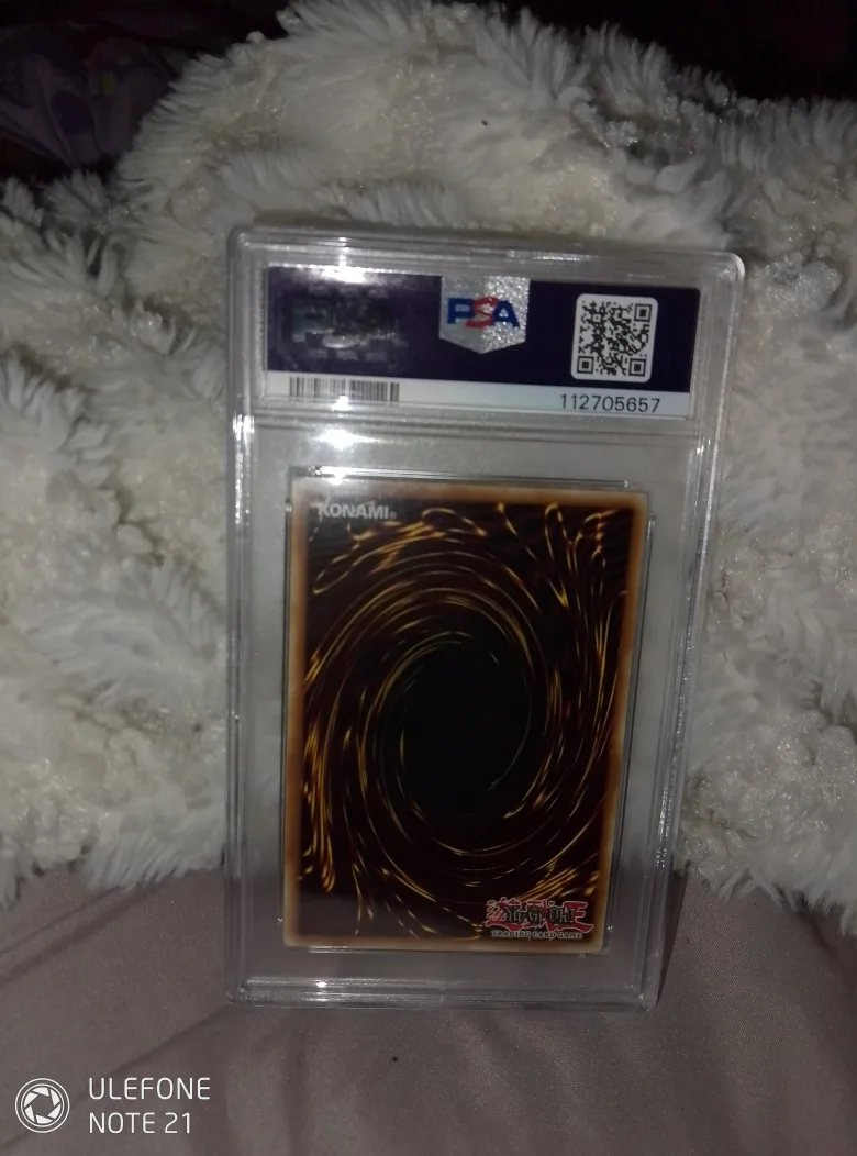 Yu-Gi-Oh! Rainbow Dragon Card (Misprint) - PSA Graded 8 image indicator(4)