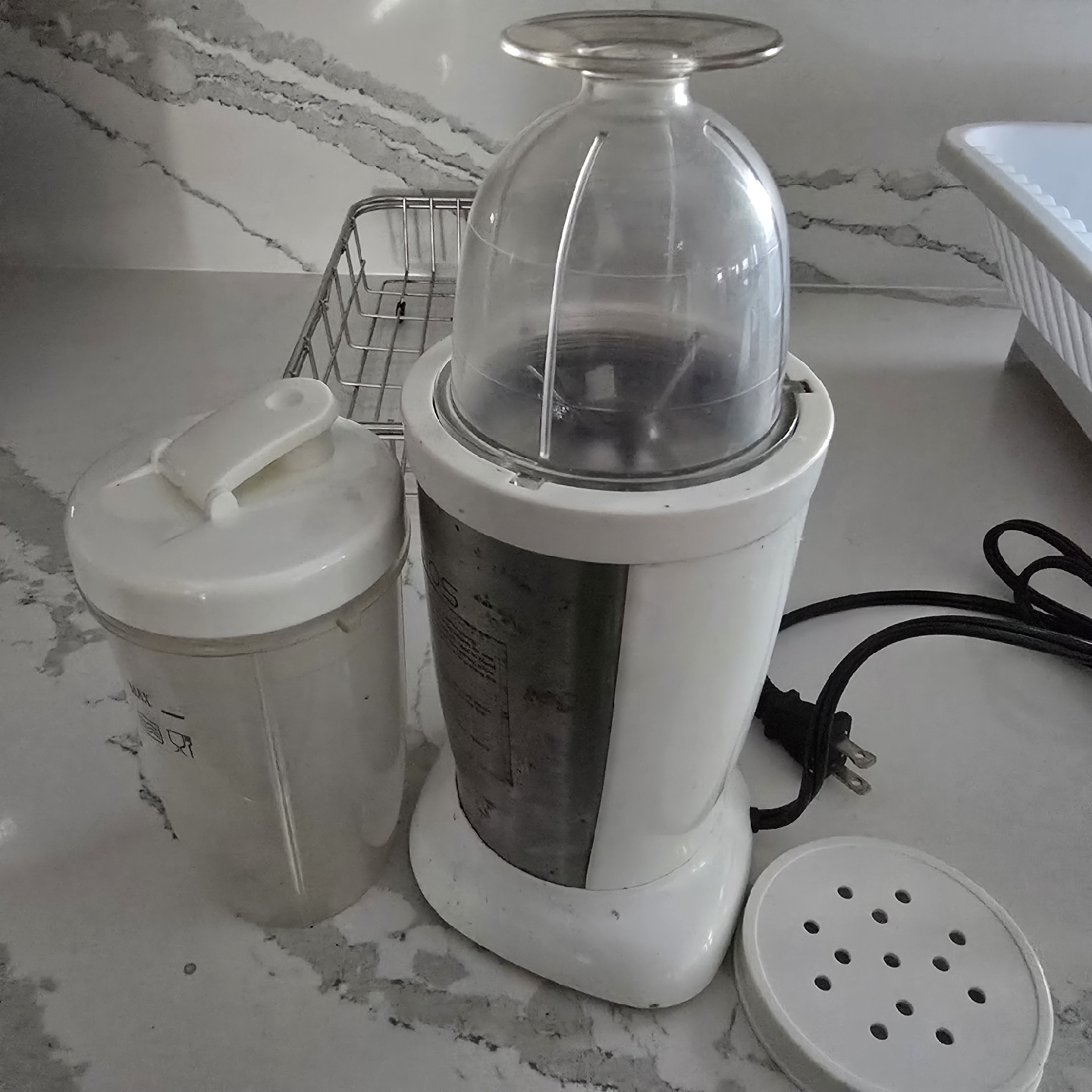 Rusch Vegetable Slicer & Unknown Brand Blender