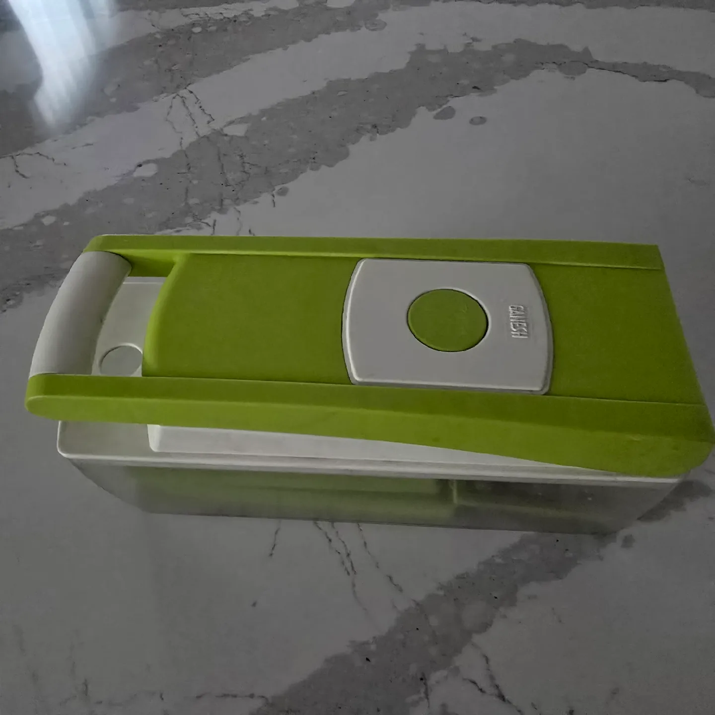 Rusch Vegetable Slicer & Unknown Brand Blender image indicator(2)