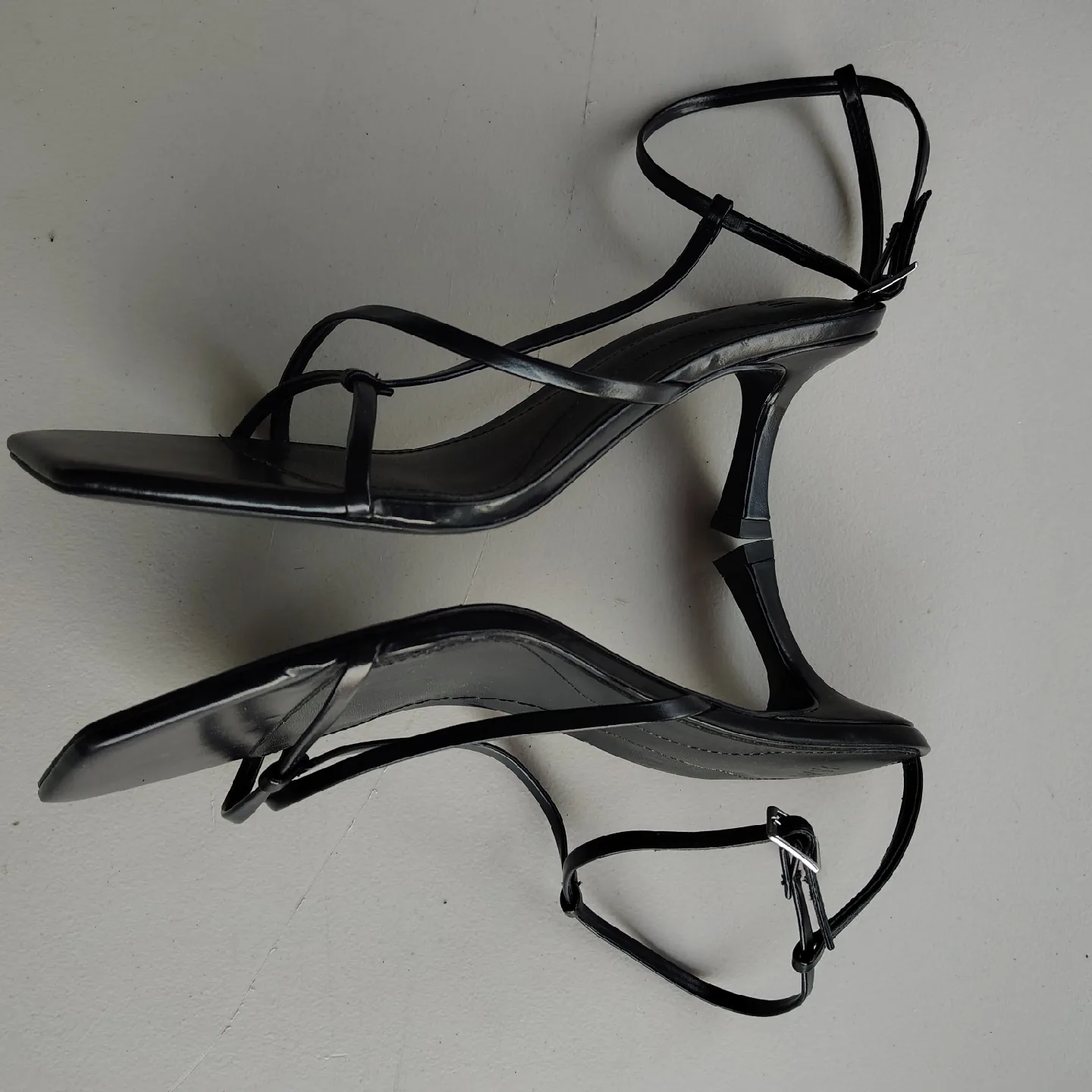 H&M Black Heels - Size US 7 image indicator(3)