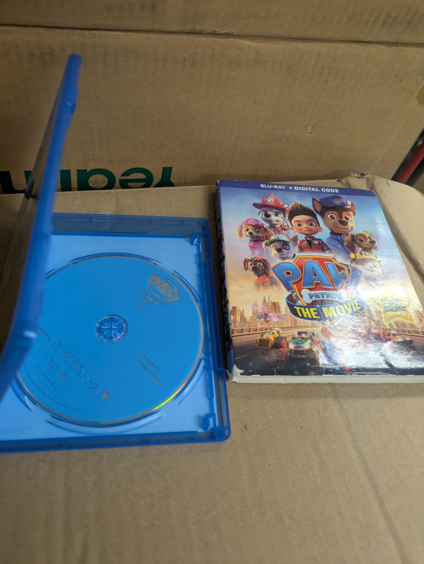 Paw Patrol: The Movie Blu-ray + Digital Code - photo 3
