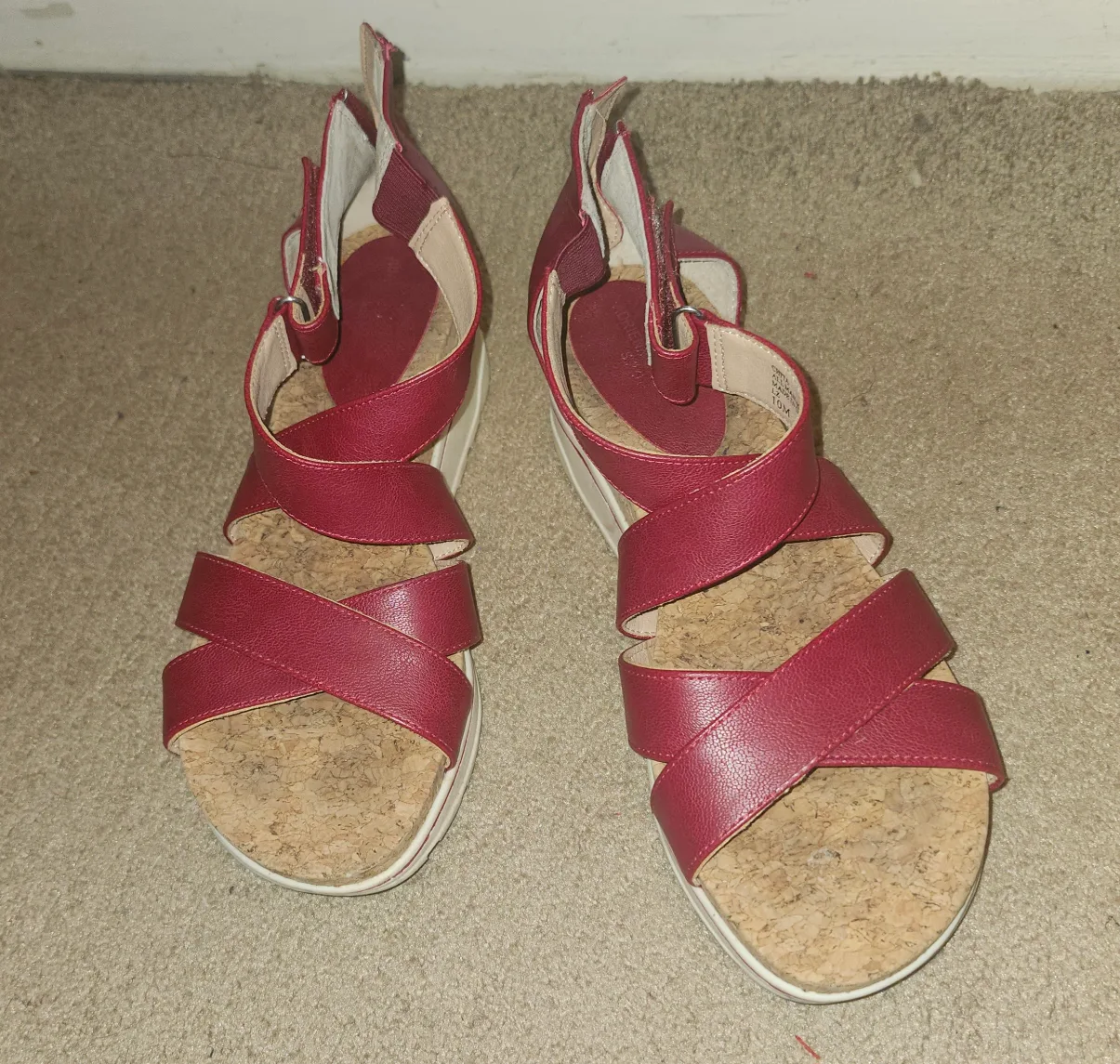 Women Shoes thumbnail