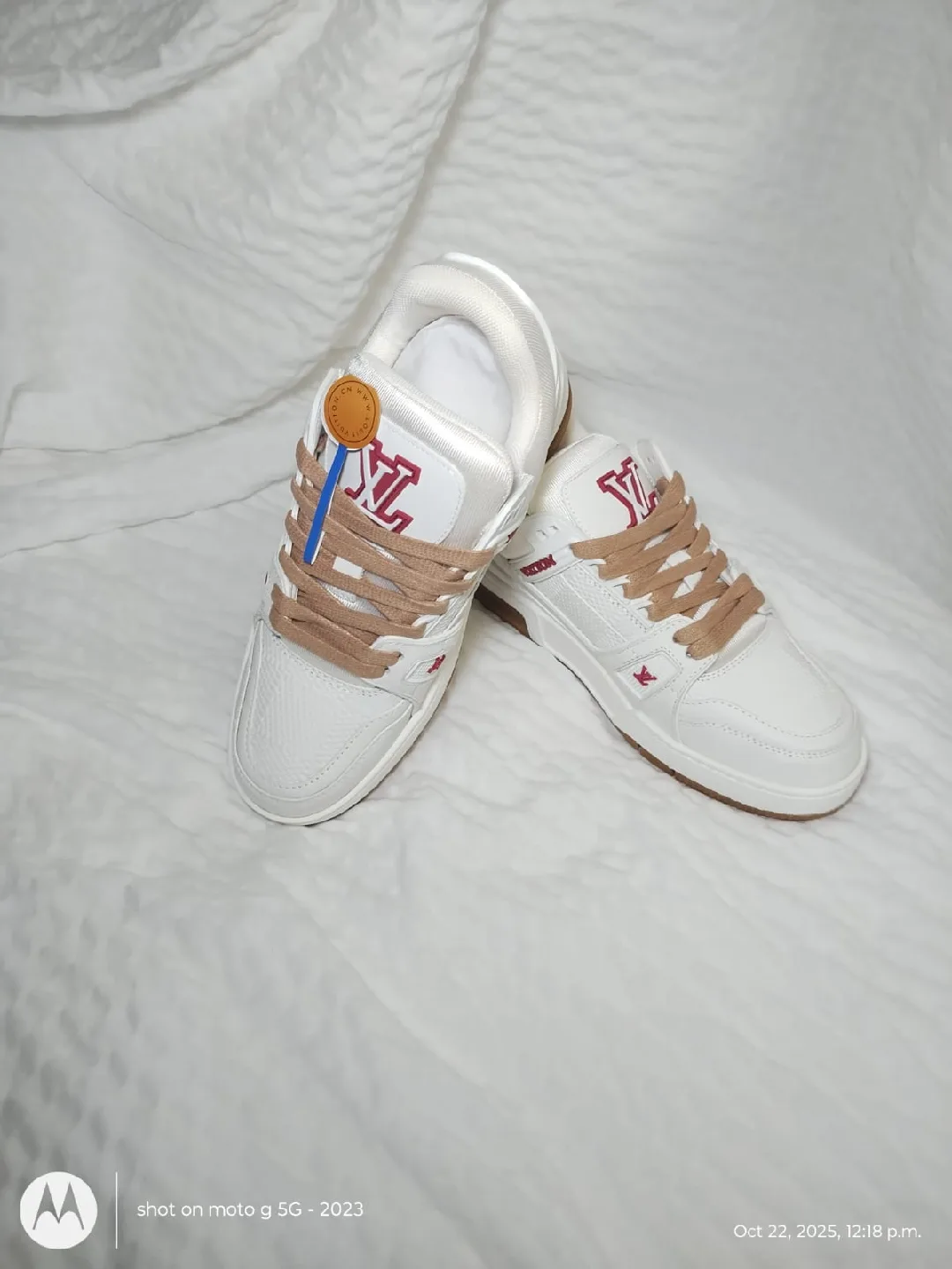 Louis Vuitton White Sneakers image indicator(4)