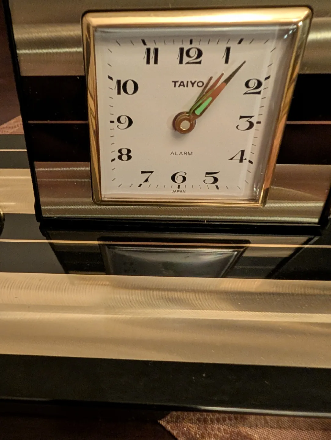 Vintage drum desk and retro Taiyo Desk Clock & Calendar image indicator(4)