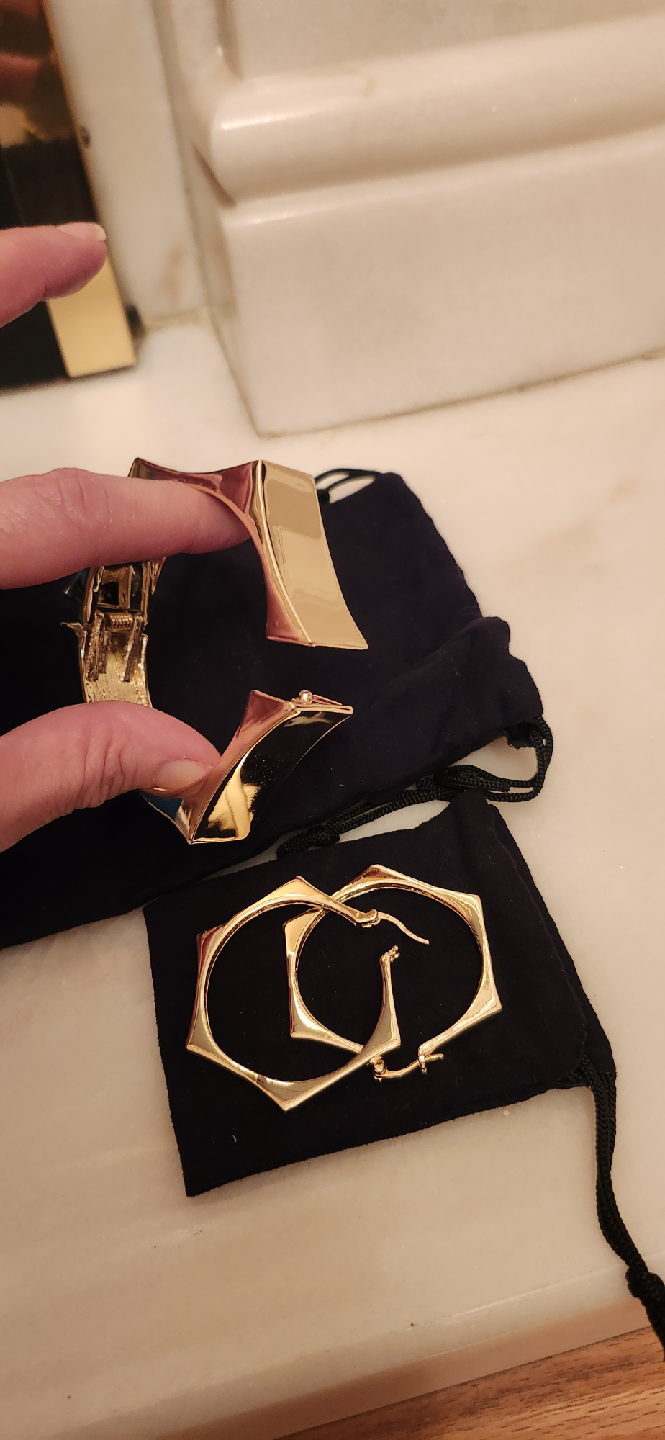 Gold Tone Bracelet & Earrings Set - photo 3