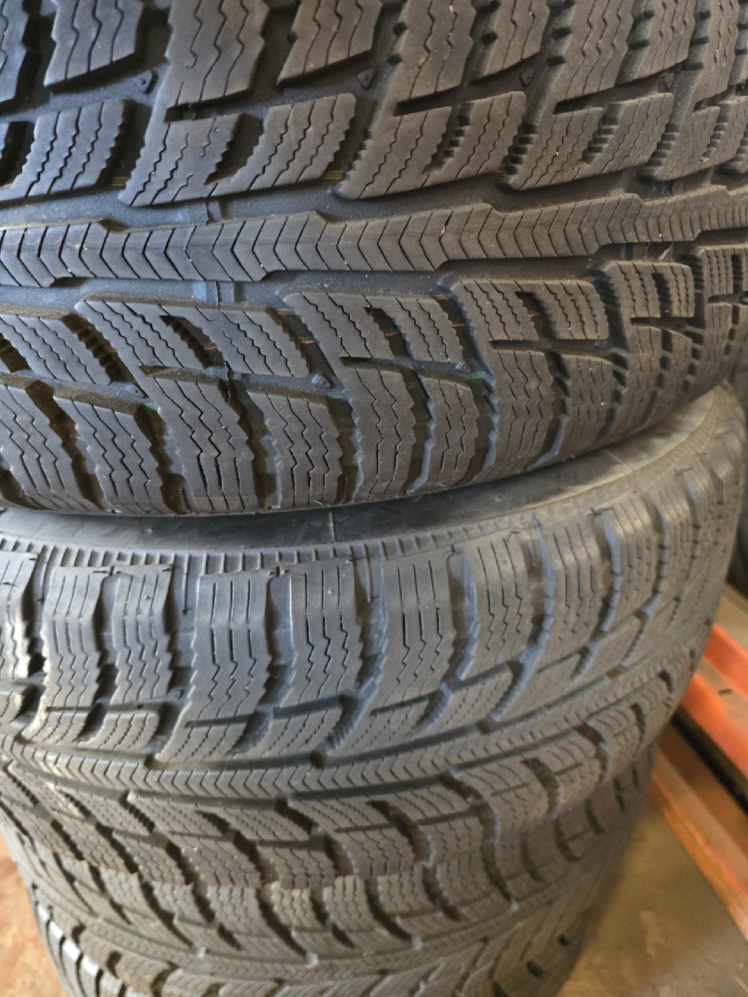 BFGoodrich Winter T/A KSI 205/55R16 91T Tire