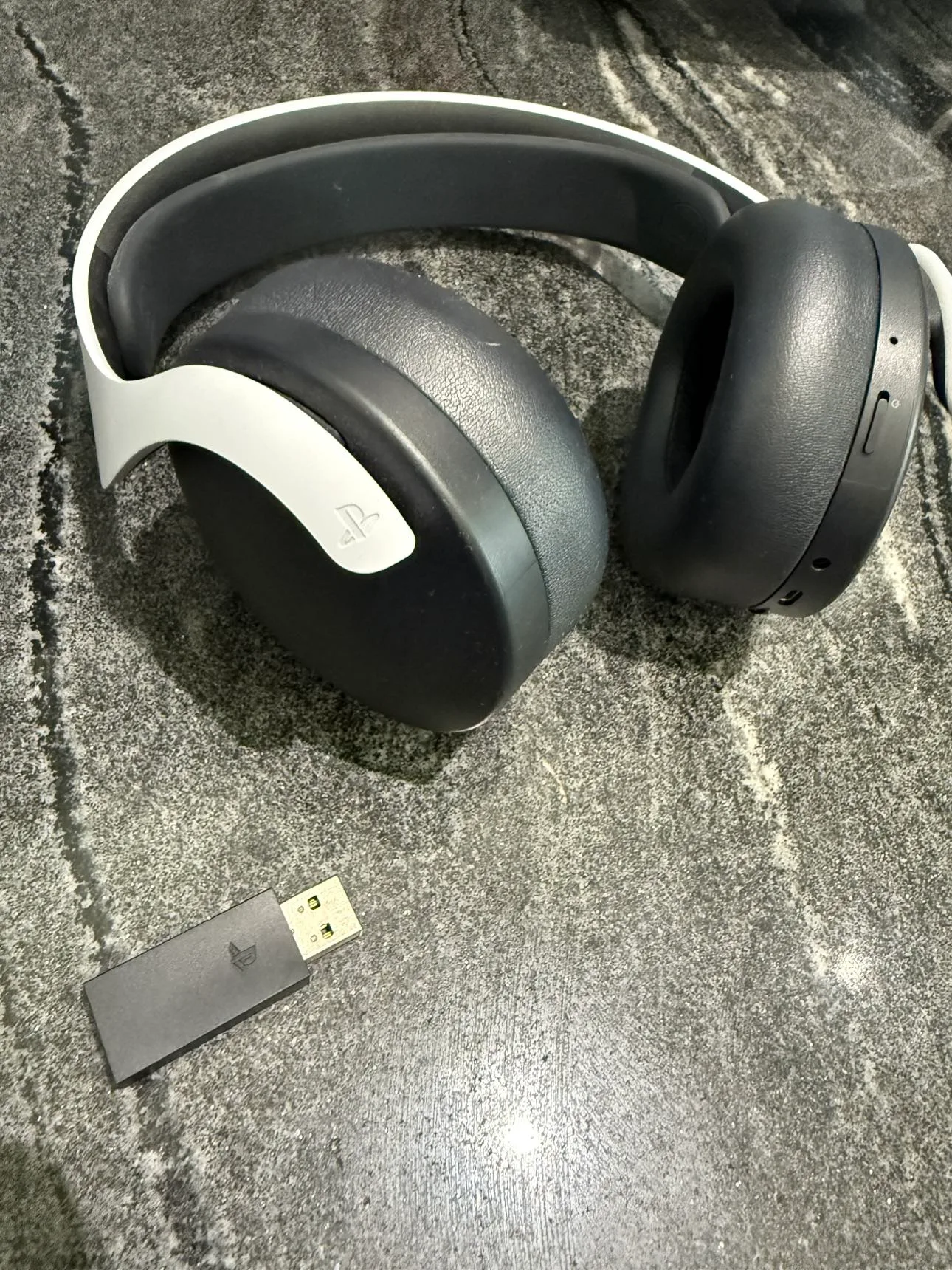 PS5 Headphones image indicator(2)