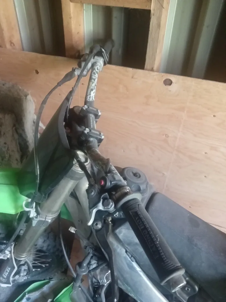 Kawasaki Dirt Bike - Parts or Repair image indicator(3)