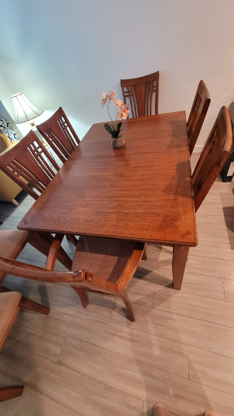 Wooden Dining Table with 6 to 8 Chairs