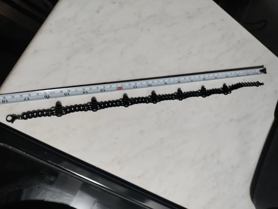 Skull Chain Necklace - Black image indicator(4)