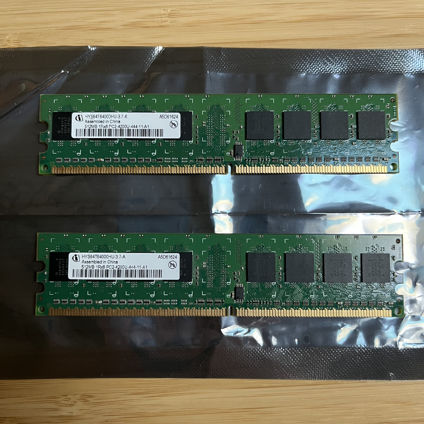 2 Hynix 512MB 1Rx8 PC2-4200U RAM Memory Sticks 🥕