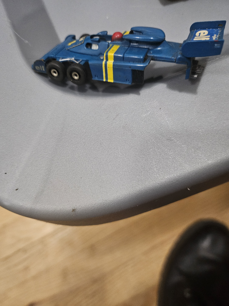 AFX G PLUS TYRELL ELF 6 WHEEL BODY - photo 4