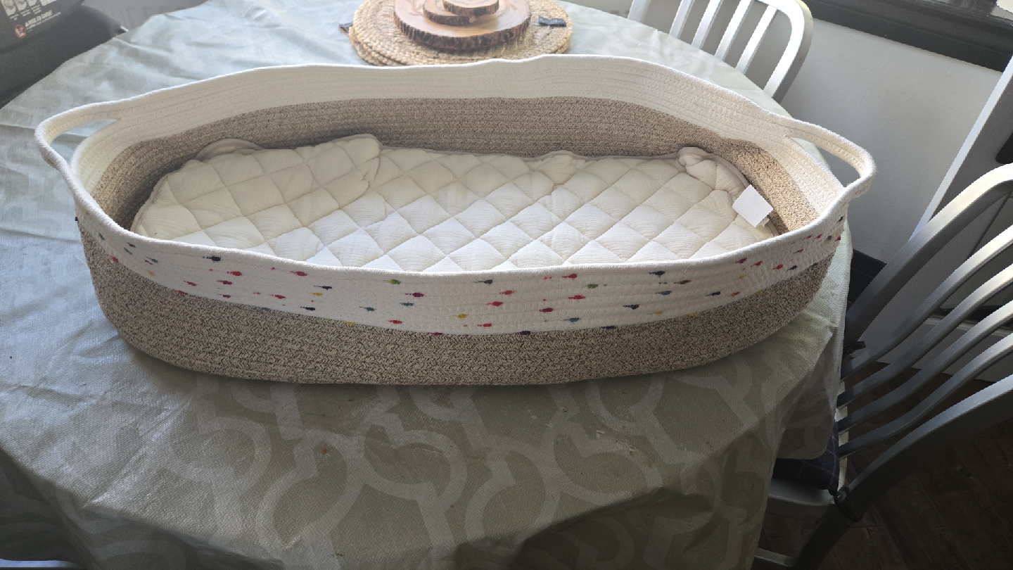 Rope Storage Baby changing pad/bassinet