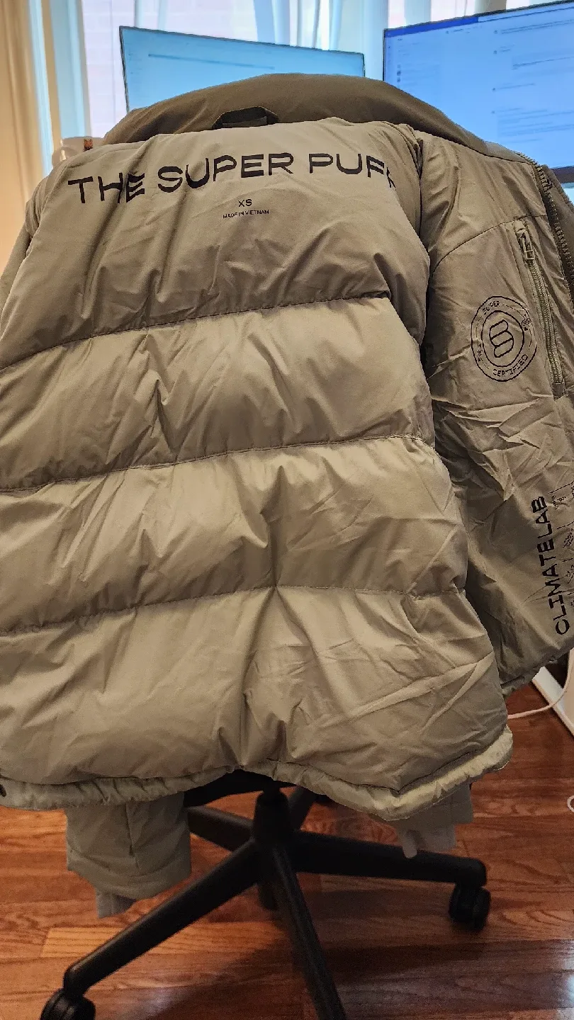 Aritzia Super Puff Two-Tone Jacket - XS image indicator(2)