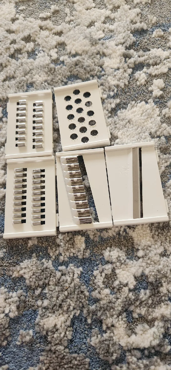 Green Vegetable Slicer - 7 Piece Set image indicator(8)