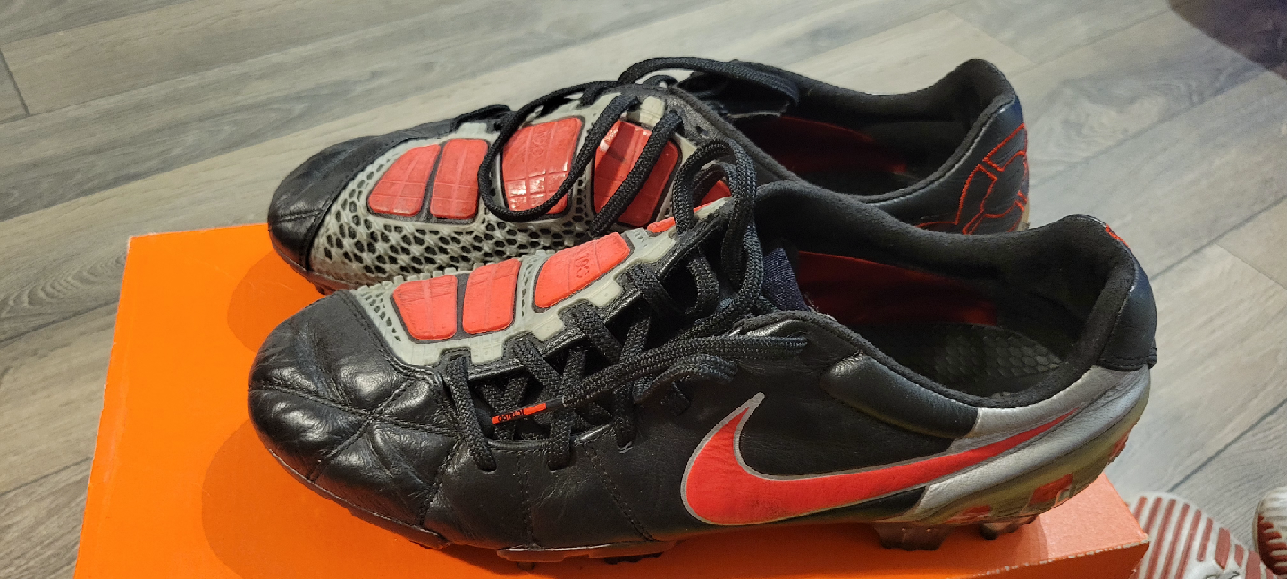 Soccer shoes-Nike, Adidas, Puma - photo 2