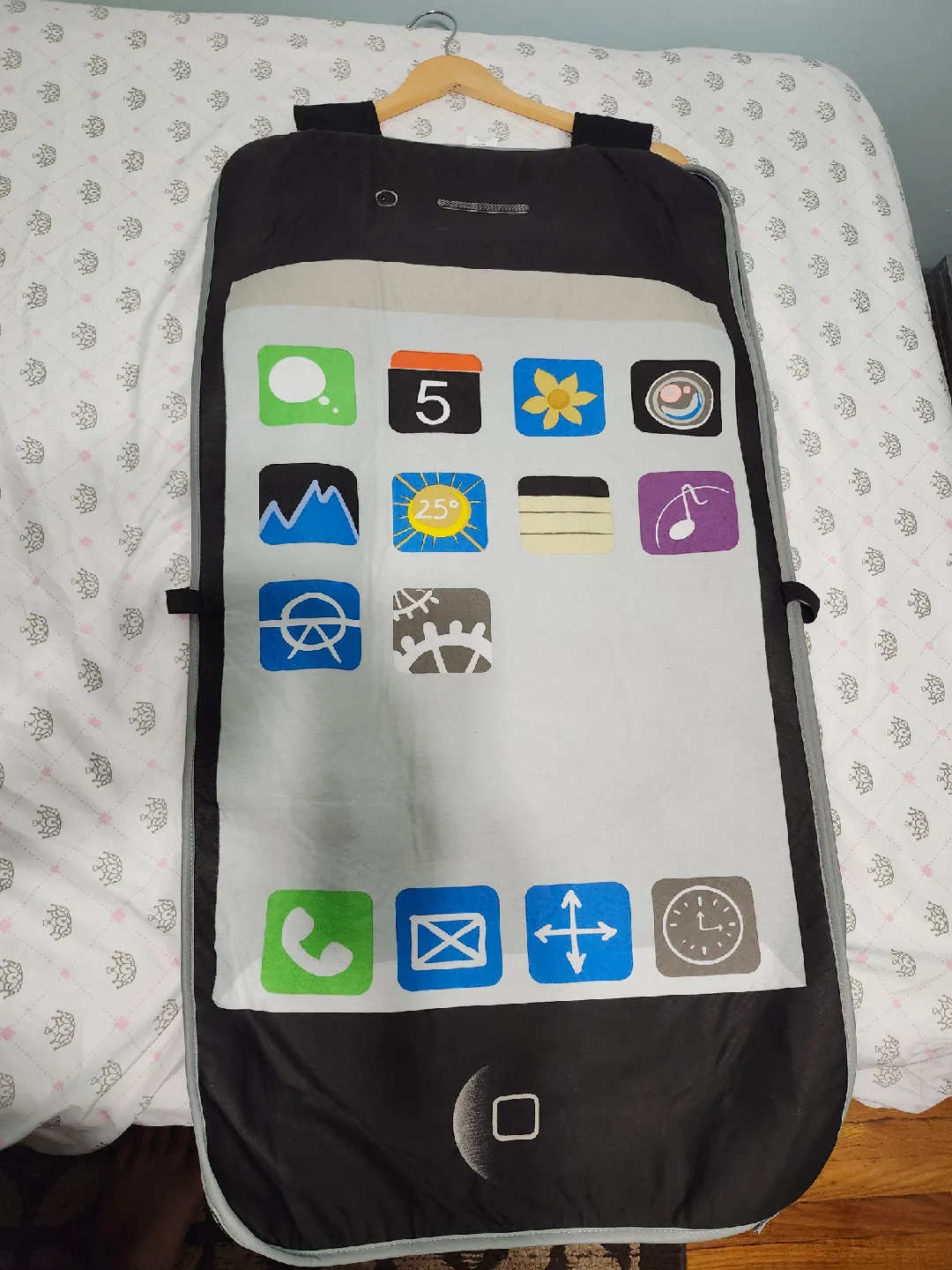 iPhone 1 Costume (up to 5'4 height) thumbnail