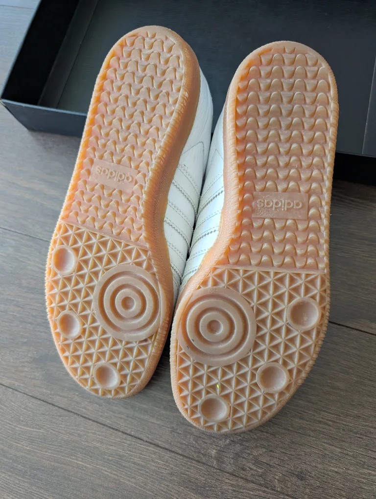 Adidas Samba White/Salmon - Size 6.5 image indicator(2)