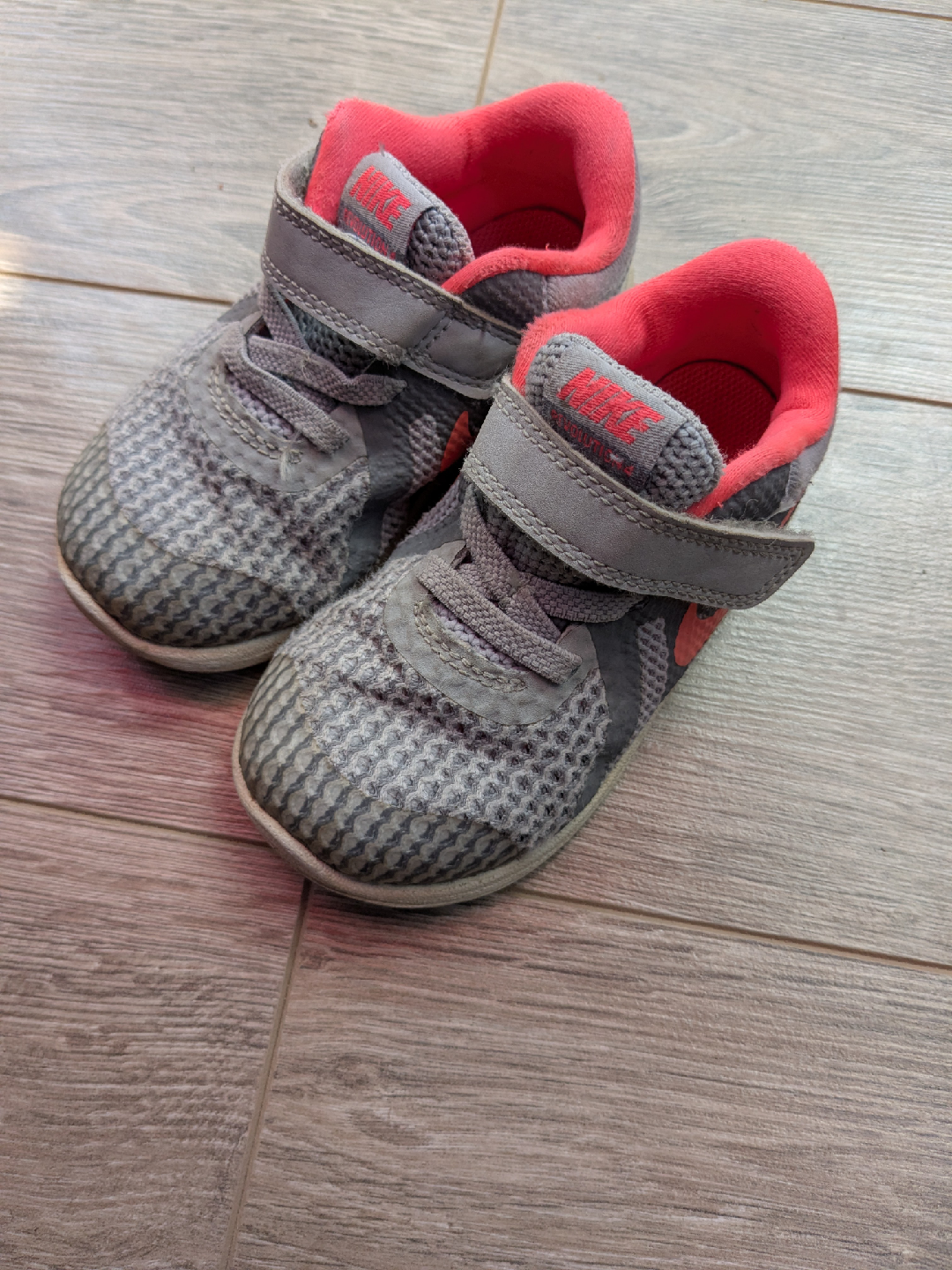 Toddler shoes $5 each - photo 4