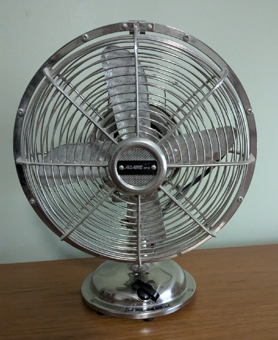 Allaire NP 8 Vintage S/S Fan thumbnail
