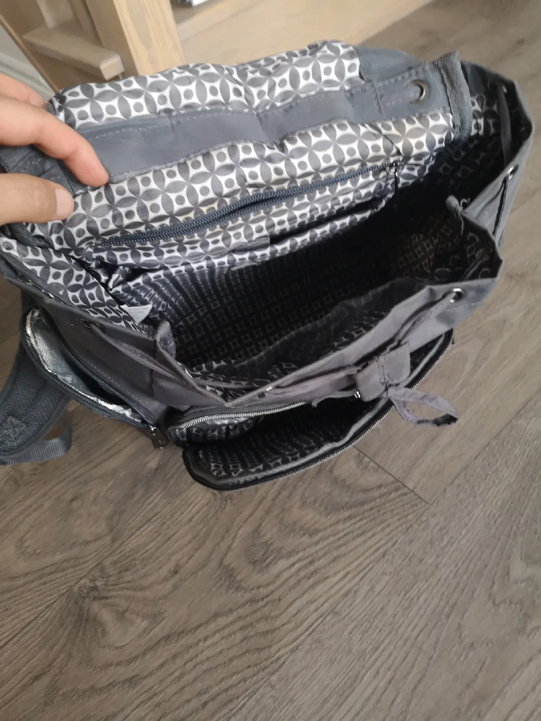 Fisher-Price Diaper Backpack - Grey image indicator(8)