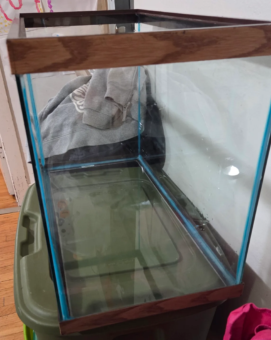 Glass Fish Tank with Wood Trim image indicator(2)