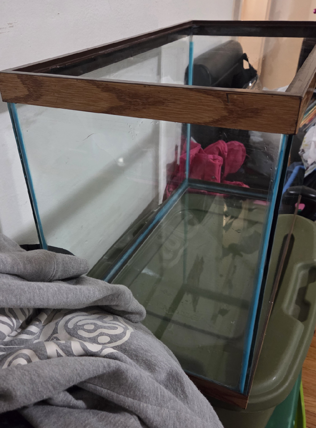 Glass Fish Tank with Wood Trim - photo 3