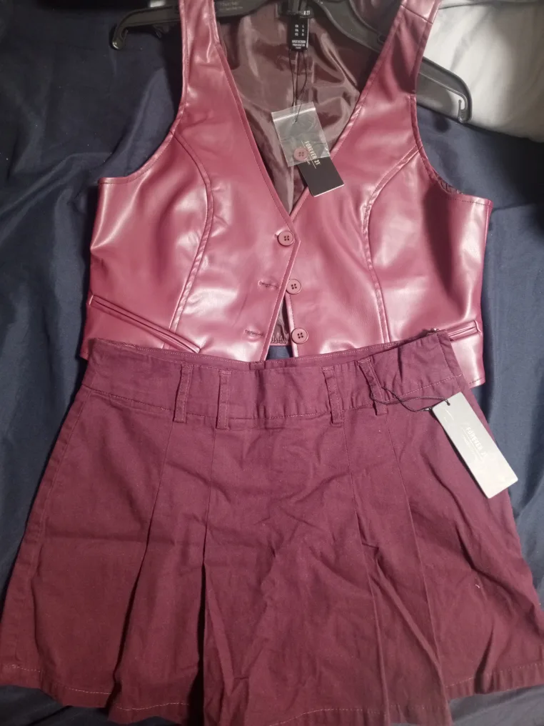 Forever 21 Vest & Skirt Set - Burgundy image indicator(3)