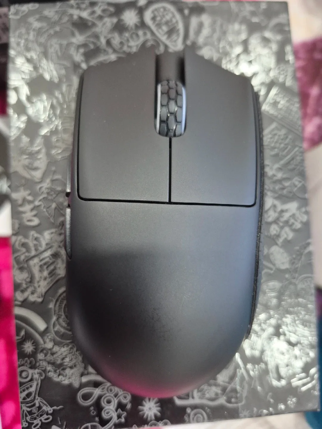 Darmoshark M3 Micro Pro Wireless Gaming Mouse image indicator(2)