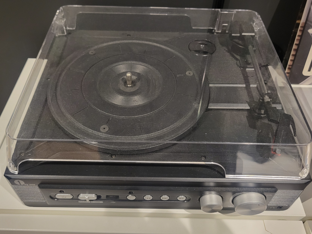 1 by One Turntable with Speakers - photo 2