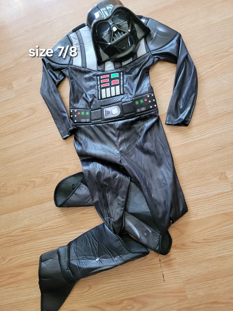 Darth Vader Costume - Size 7/8 thumbnail