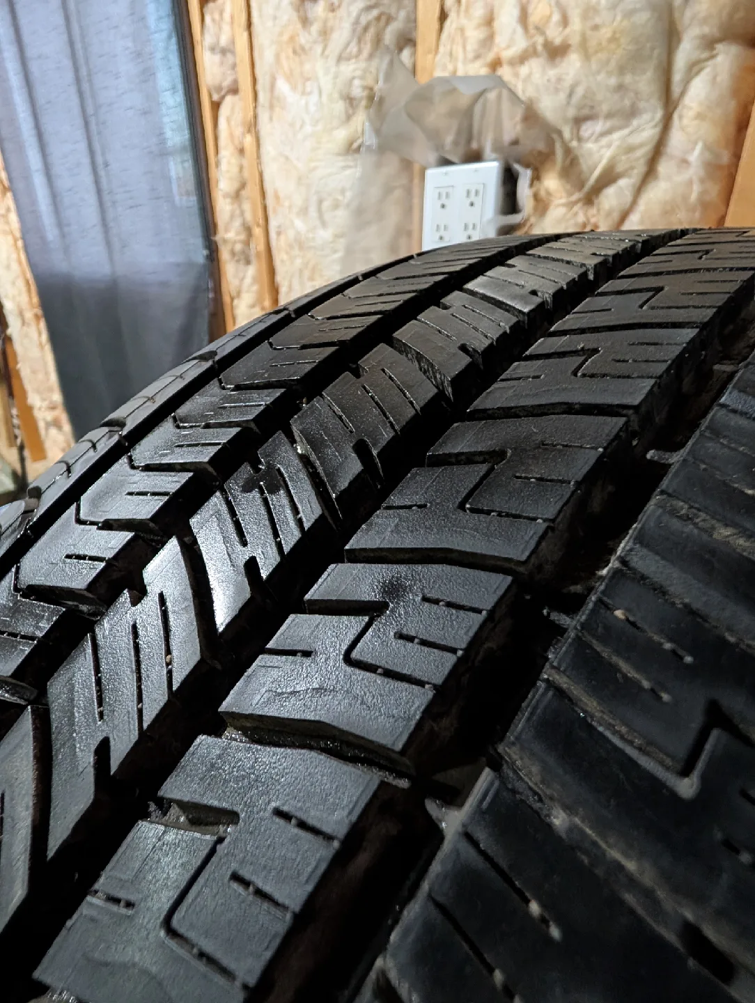 (4)-255/60R18 Goodyear Eagle Enforcer All Season Tires image indicator(4)