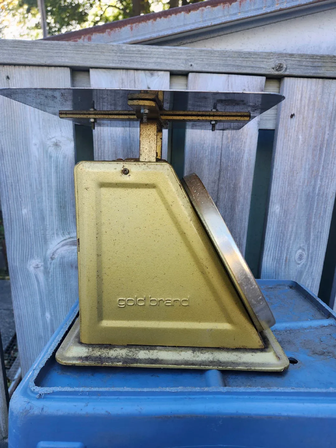 Wieght scale, gold brand model image indicator(2)